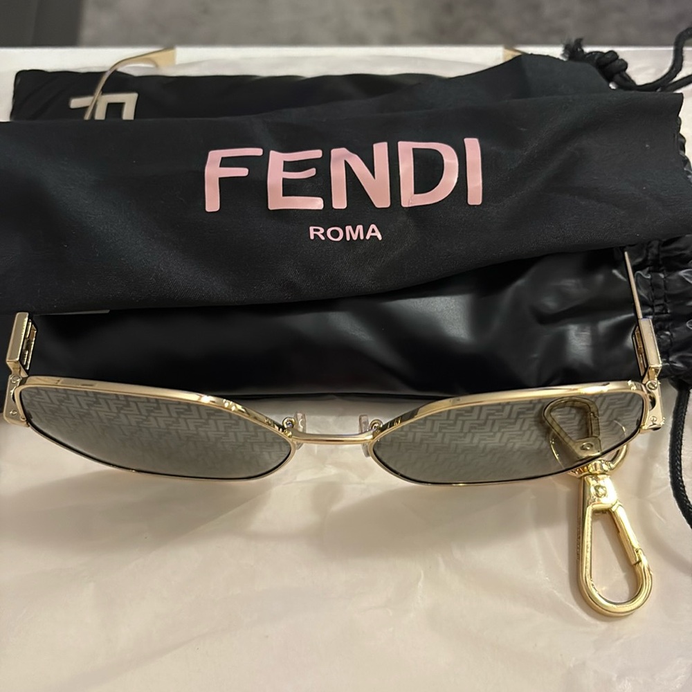 Fendi Sunglasses 
100% Authentic